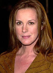 Elizabeth Perkins