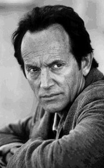 Lance Henriksen