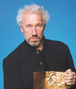 Simon Callow