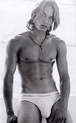 Travis Fimmel